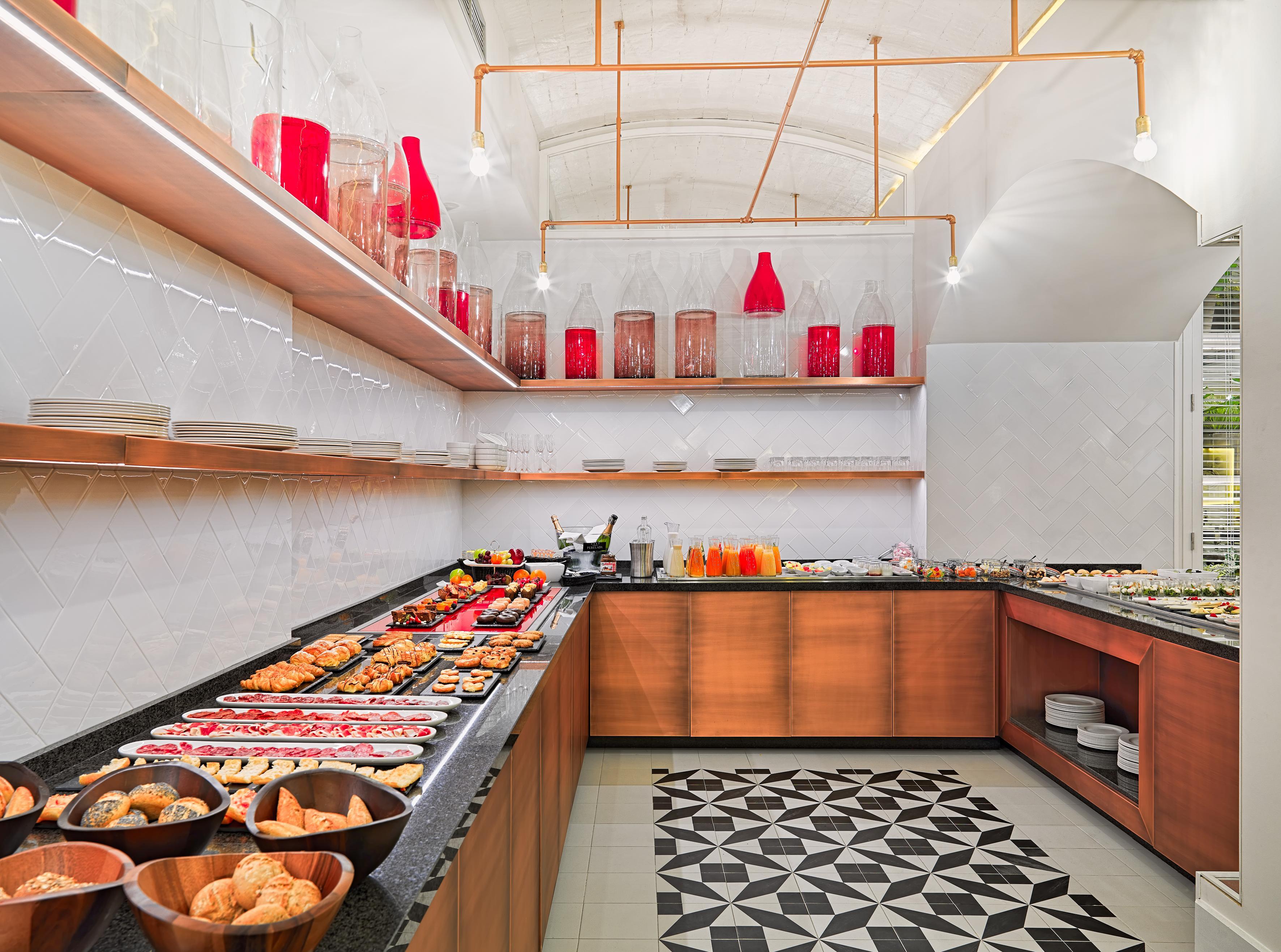 H10 Cubik 4* Sup Hotel Barcelona Buitenkant foto