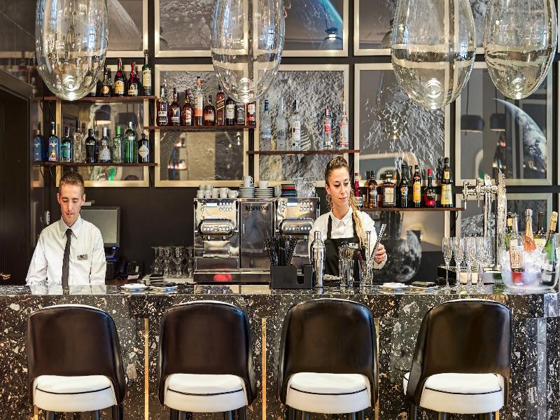 H10 Cubik 4* Sup Hotel Barcelona Buitenkant foto